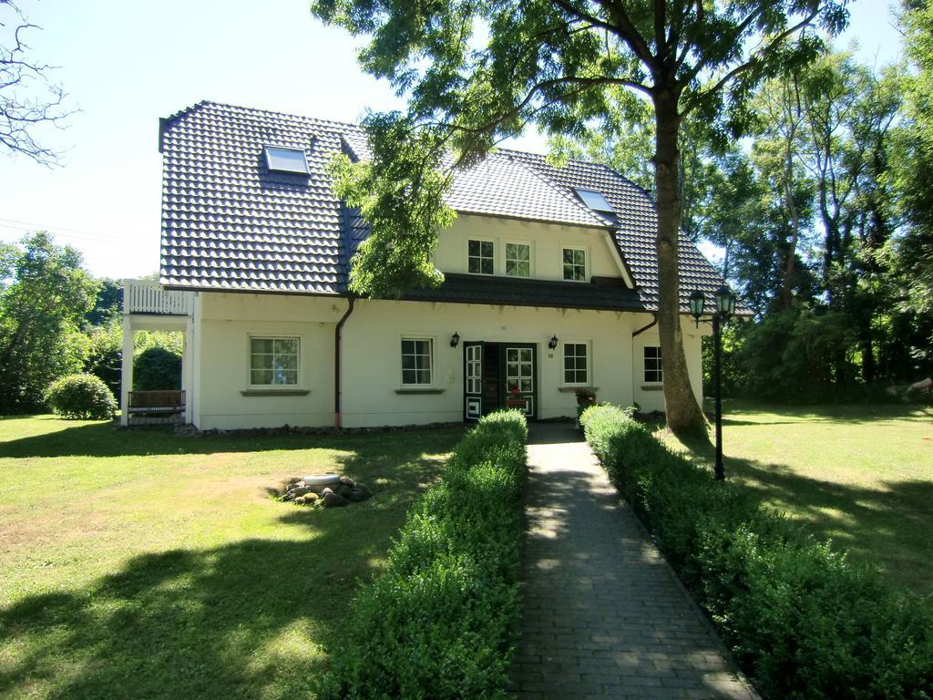 Auszeit auf Rügen Haus Nr. 8 Apartamento Nardevitz Exterior foto